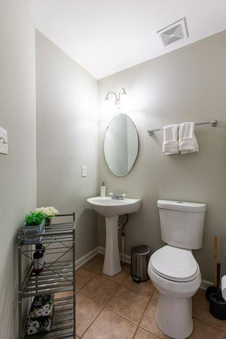 The Nest At Harmony Woods: Lux Dc Getaway + Office Villa Germantown Kültér fotó